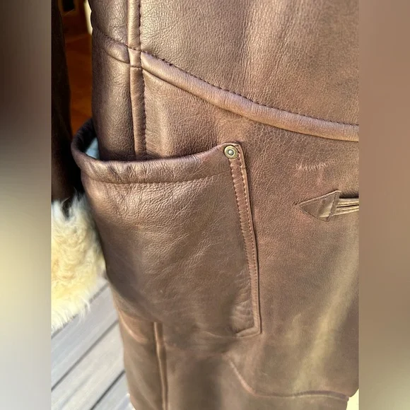 Ralph Lauren 100% sheep skin shearling coat - Picture 6 of 9